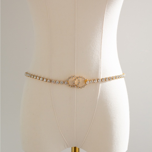 Chanel Vintage Barbie 1995 Crystal Rhinestone Embellished Chain Waist Gold Belt - Picture 13 of 16